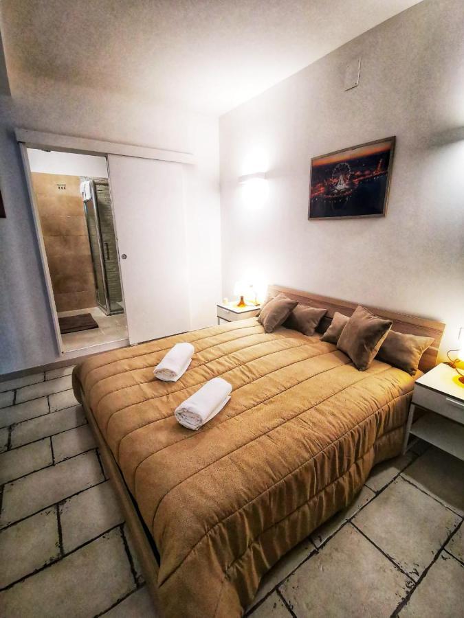 Pietra Bianca Appartment Bari Extérieur photo