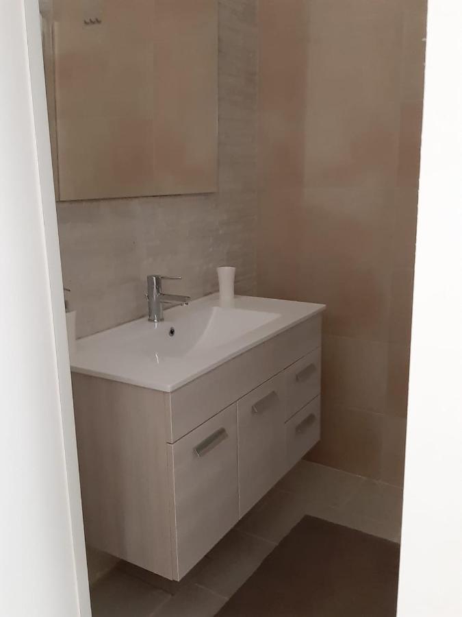 Pietra Bianca Appartment Bari Extérieur photo