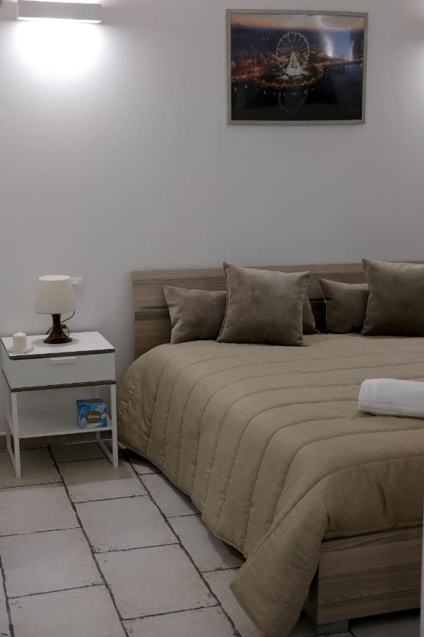Pietra Bianca Appartment Bari Extérieur photo
