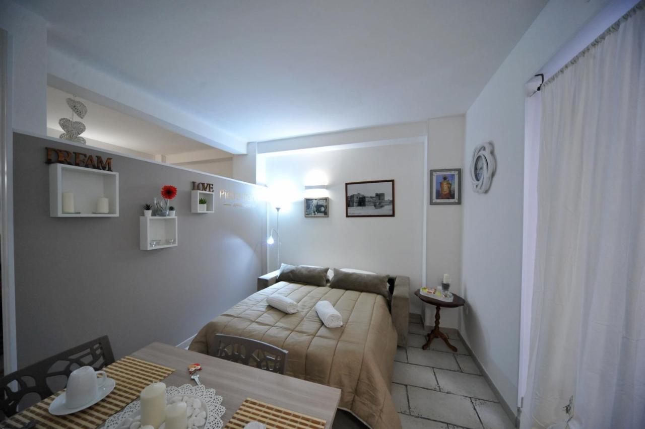 Pietra Bianca Appartment Bari Extérieur photo