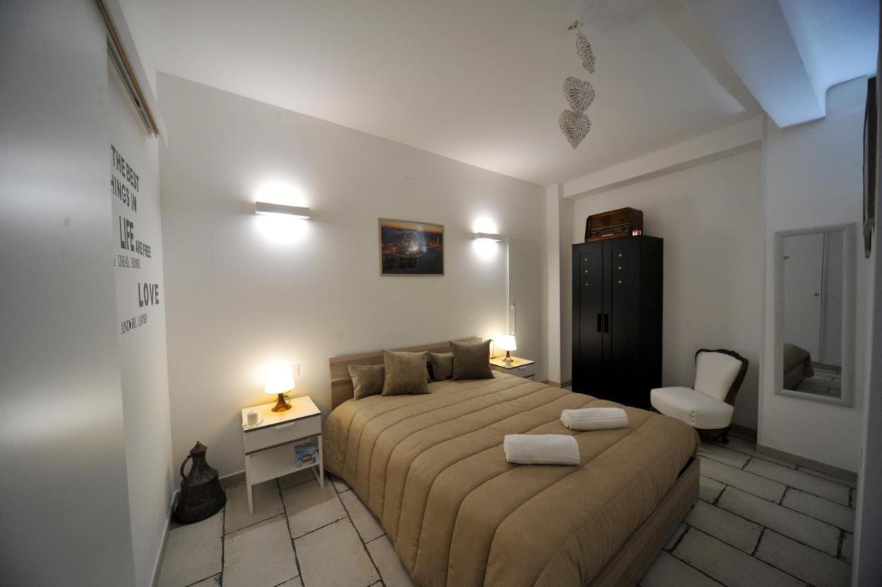 Pietra Bianca Appartment Bari Extérieur photo