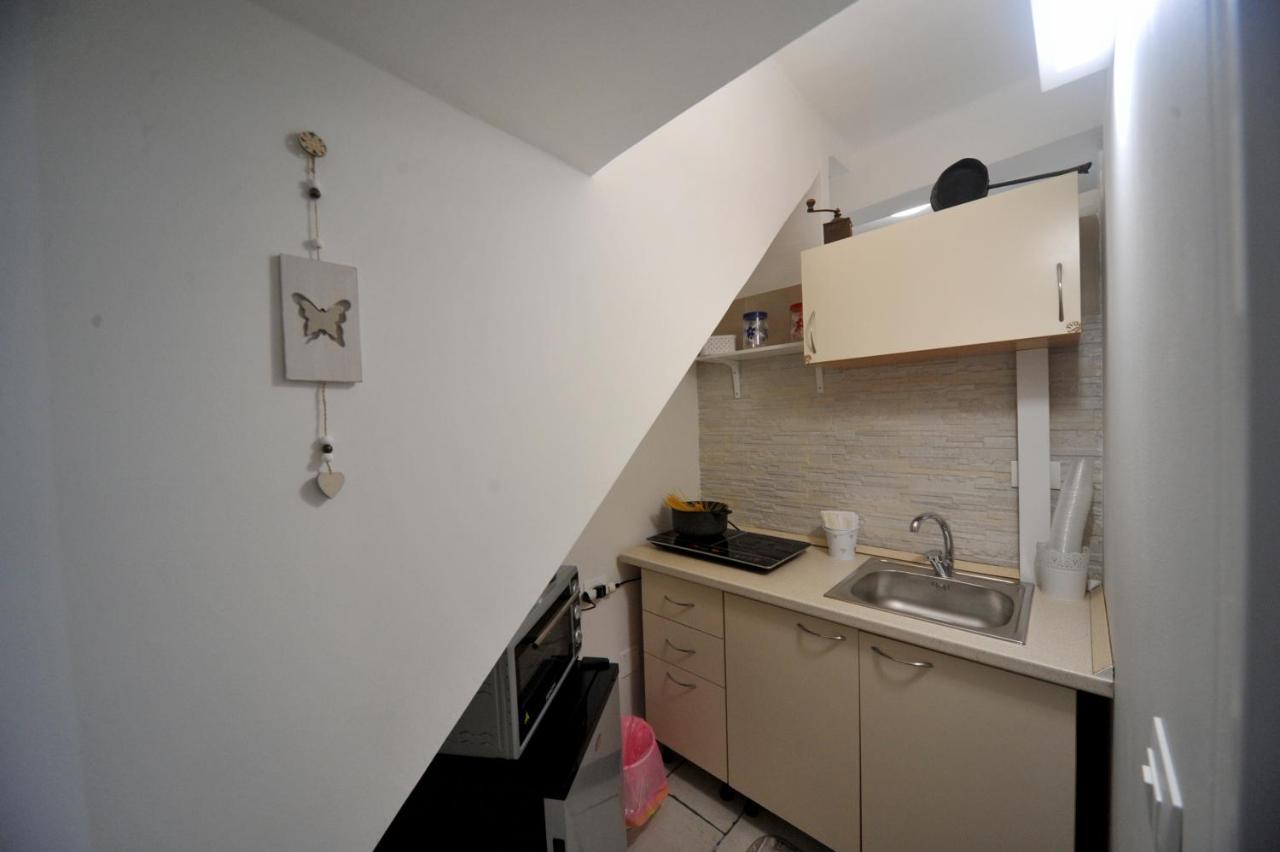 Pietra Bianca Appartment Bari Extérieur photo
