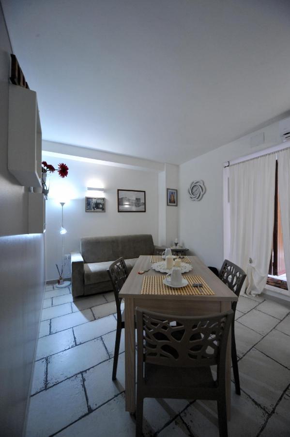 Pietra Bianca Appartment Bari Extérieur photo
